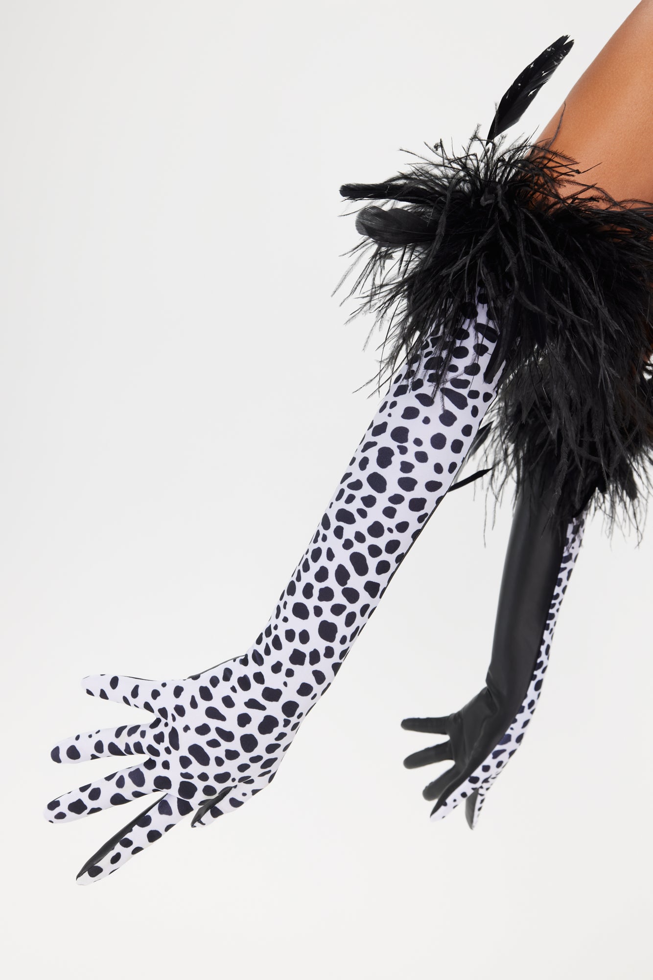 101 Dalmatians Feather Gloves